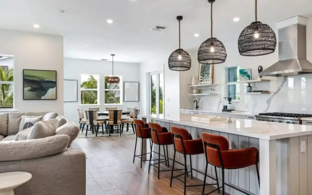New Windrose House by Brightwild Pool