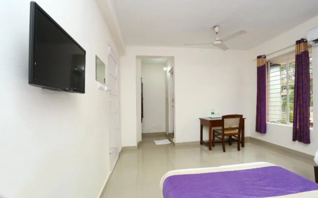 Hotel Vbee Plaza By OYO Rooms