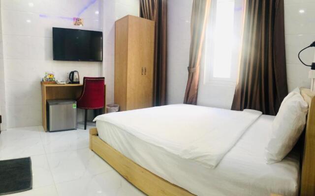 2Z HOTEL- 149 Lê THị RIêNG