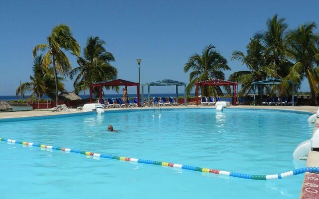 Hotel Playa Giron
