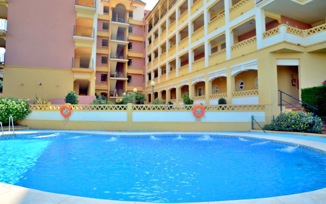 Apartamentos Leo Canela