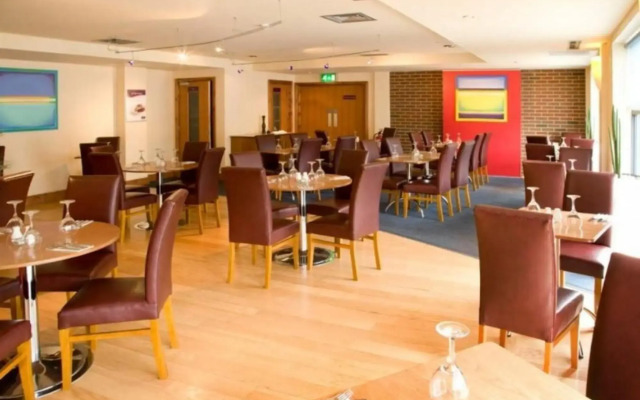 Premier Inn Stevenage Central