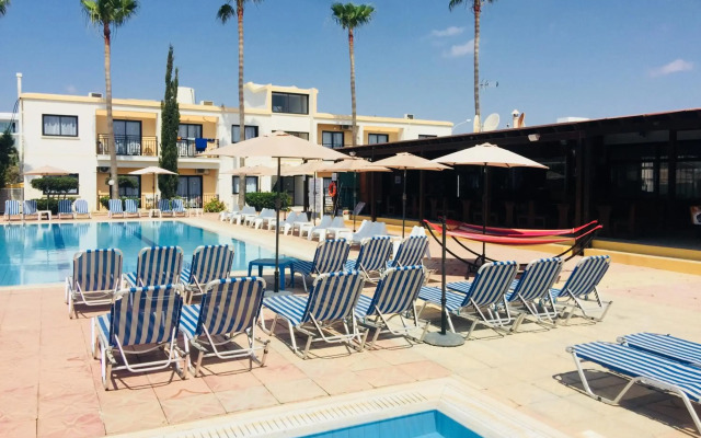 Carina Hotel Apartments
