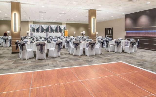 Ramada Saskatoon