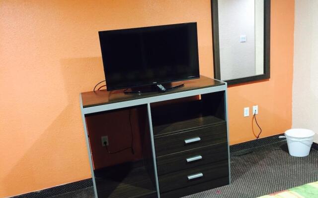 Scottish Inn & Suites - Hobby Airport