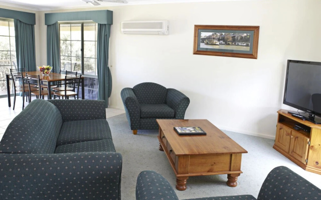 Winbi River Resort Holiday Rentals