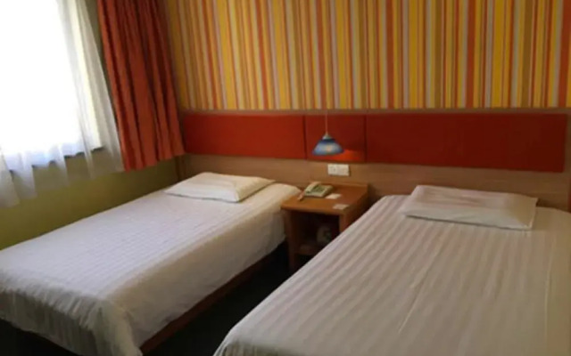 GreenTree Alliance Suzhou Guanqian Street Chayuanchang Metro Station Hotel