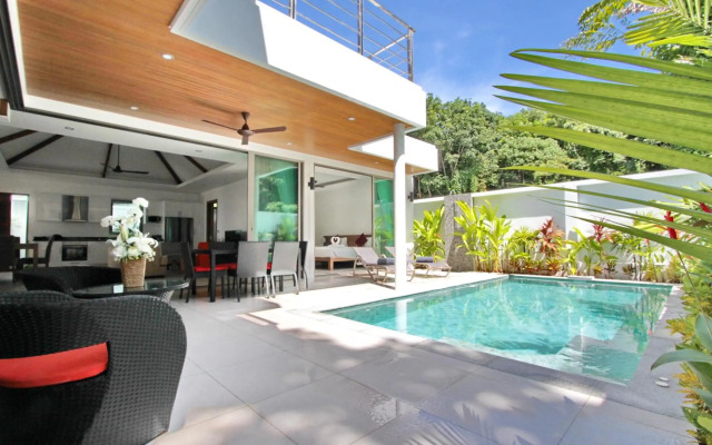 Ya Nui Beach Villas