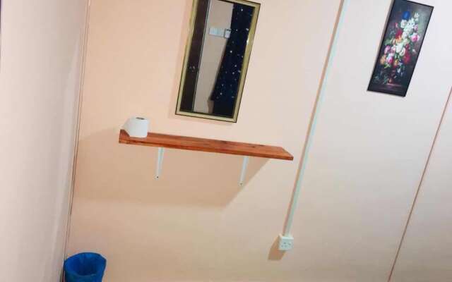 11 Pensione - Hostel