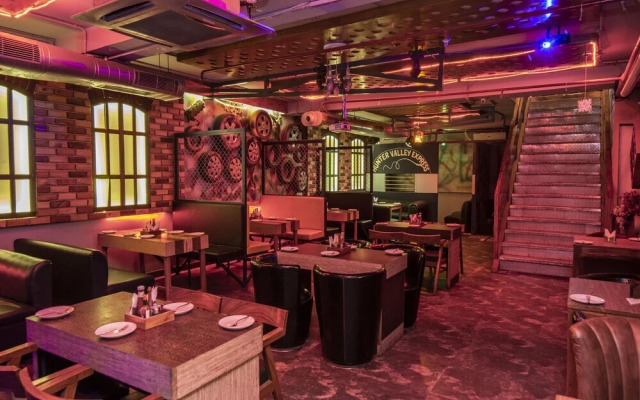 City Galaxy Inn By OYO Rooms