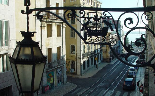 Hall Chiado