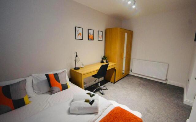 Stunning 3-bed Ground Floor Apartment in Coventry