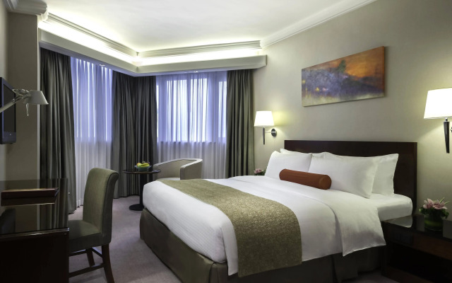 Prince, Marco Polo Hotel