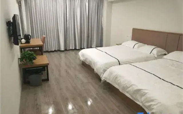 Yuxiang Business Hotel