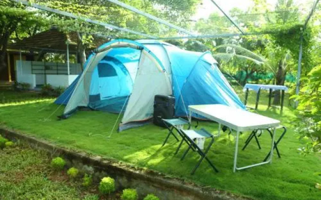 Munroe Eco Camp