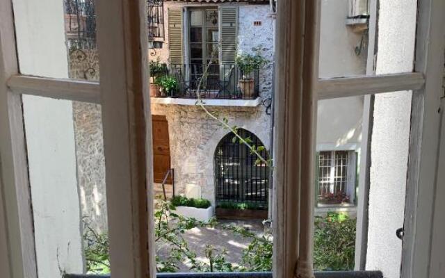 La Clé de la Porte B&B