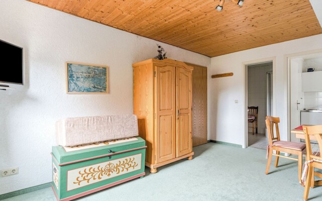 Modern Apartment in Tabarz/Thüringer Wald with Garden