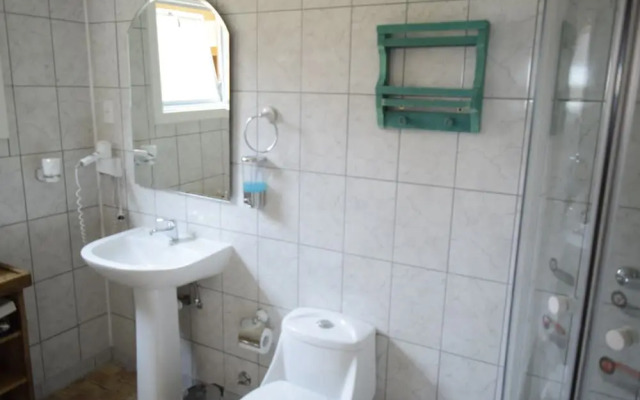 Hostal Akainik