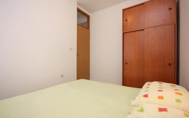 Vese - 100 m From Beach - A2