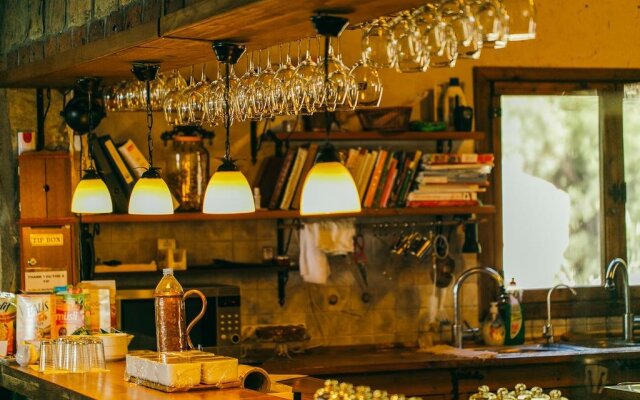 Olympos Mountain Lodge