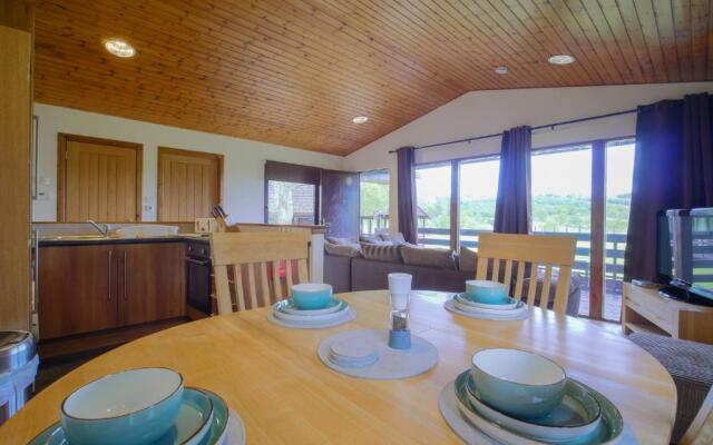 Glenview Chalet Park No 2