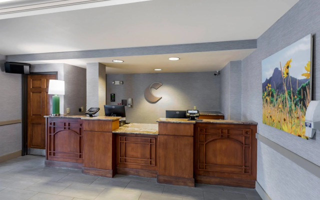 Comfort Inn & Suites Boulder