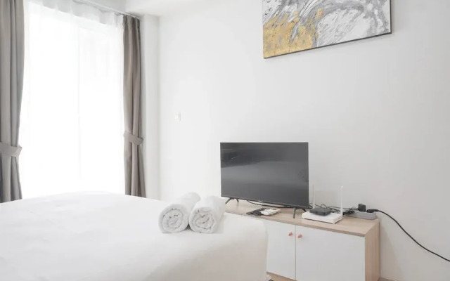 Modern Look Studio Room At Citra Living Apartment