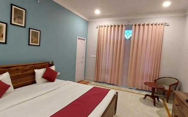 Fabhotel The Castle Homestay I