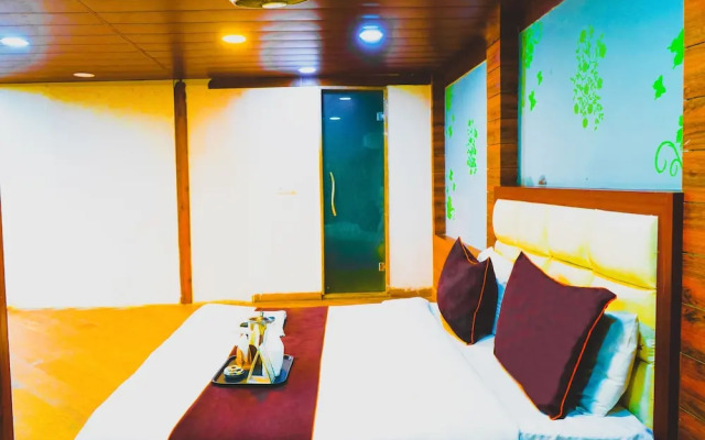 Roomshala 004 Mannat Residency