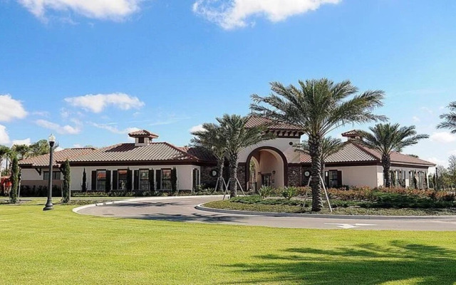 Solterra Townhome With Pool 4651