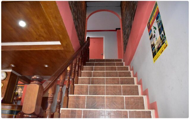 Phi Phi K House