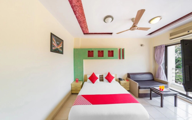 OYO 13931 Hotel Neeta's Inn