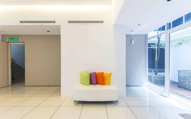 ZEN Rooms Macallum