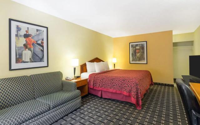 Days Inn By Wyndham Savannah Airport