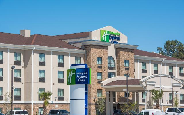 Holiday Inn Express & Suites Houston North - IAH Area, an IHG Hotel