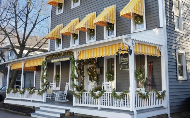 Rehoboth Guest House - Adults only