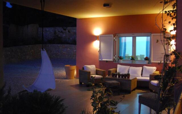 Astrolabe Hotel