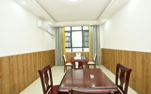 Jiayuan Holiday Hotel