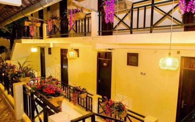 Truc Lam Hotel