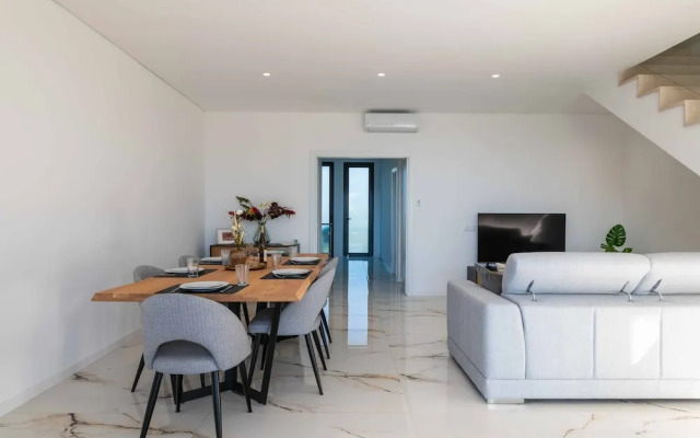 Villa Alegre With Private Pool