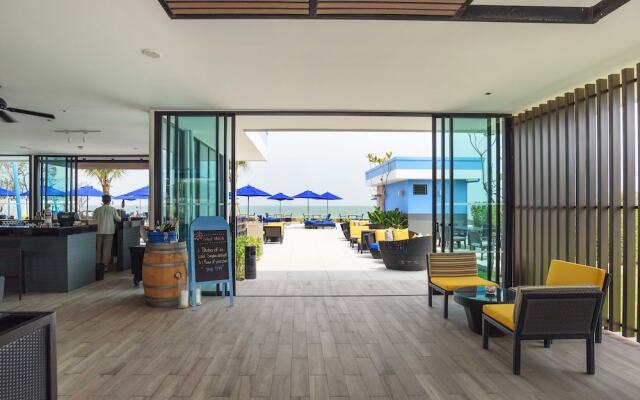 Lux Contemporary Condo By Favstay