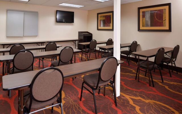 Hampton Inn Columbus-East