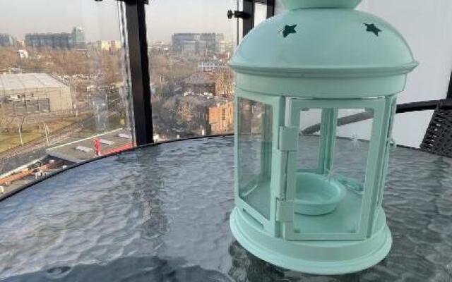 Prymasa Tysiąclecia 83A by Aparthouse