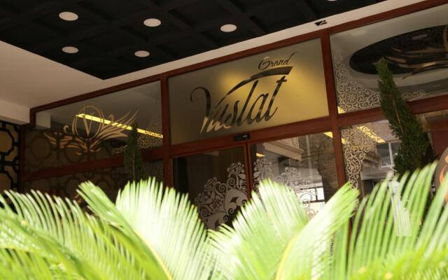 Grand Vuslat Hotel