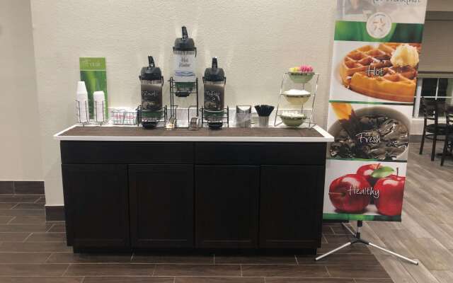 Quality Inn & Suites Paragould