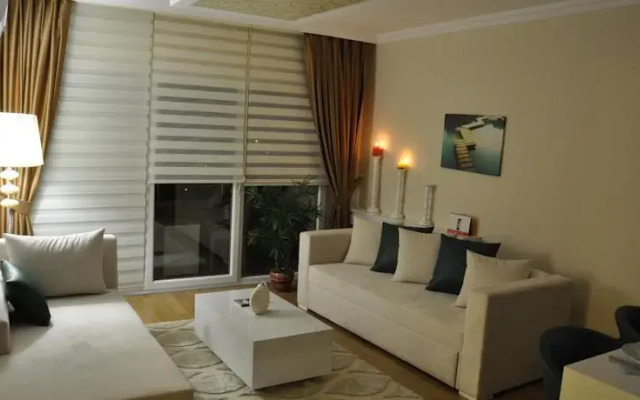 Queen Residence