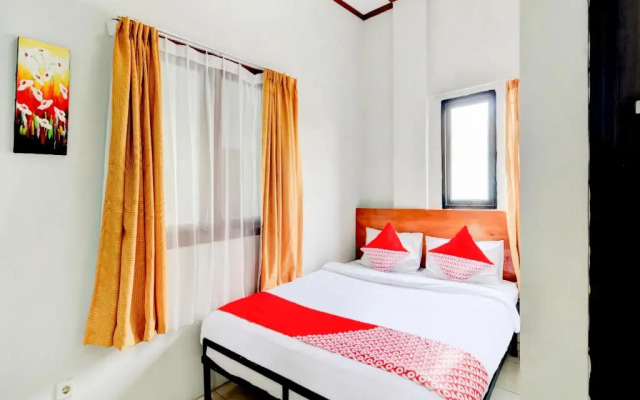 OYO 90048 Teratai Bekasi Guesthouse