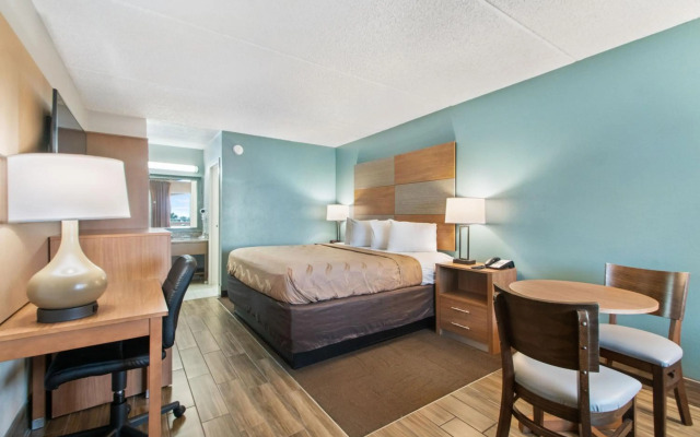 Beachfront Palms Hotel Galveston