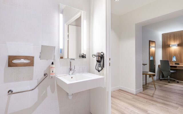 Best Western Plus 61 Paris Nation Hotel