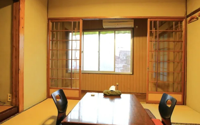 Naru. Guest House